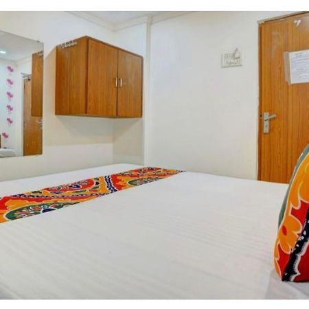 Hotel Super Bombay Esterno foto