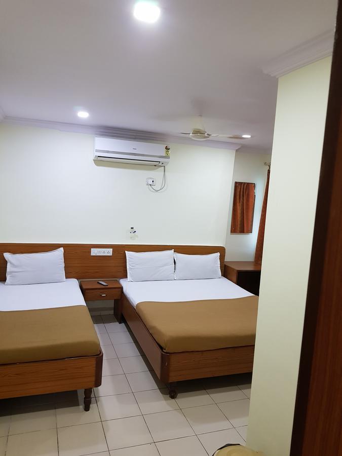 Hotel Super Bombay Esterno foto